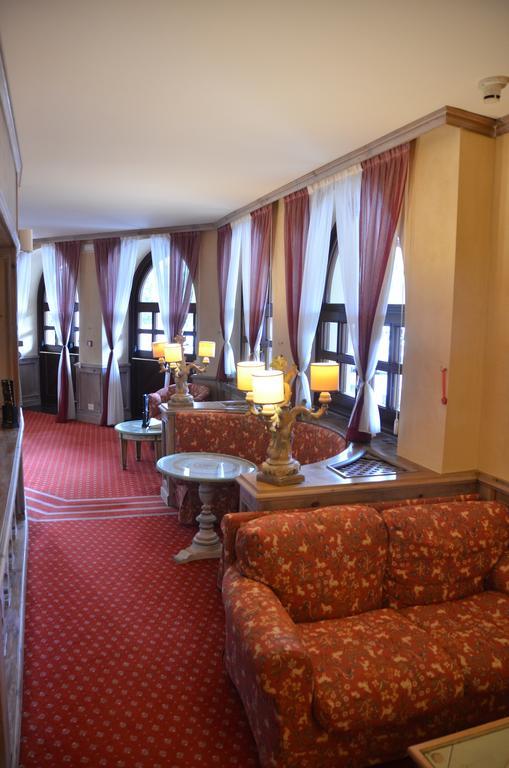 Rta Hotel Catturani Madonna Exteriör bild